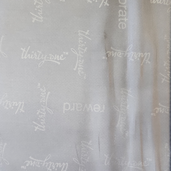 THIRTY ONE floral trifold iPad case - Picture 7 of 7